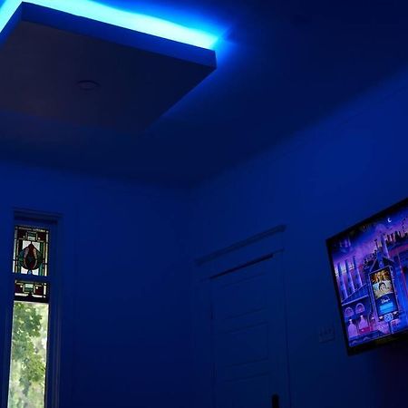 Апартаменты Blue Lounge ☆ Lafontaine Park ☆ Tv Cable Монреаль Экстерьер фото